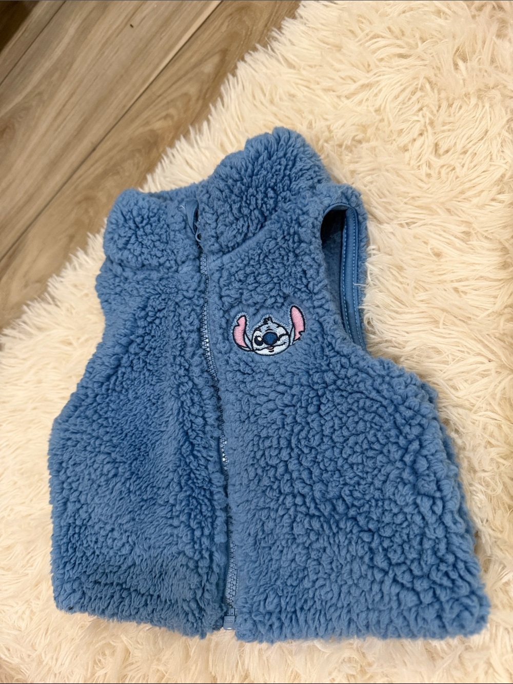 Disney baby stitch vest
